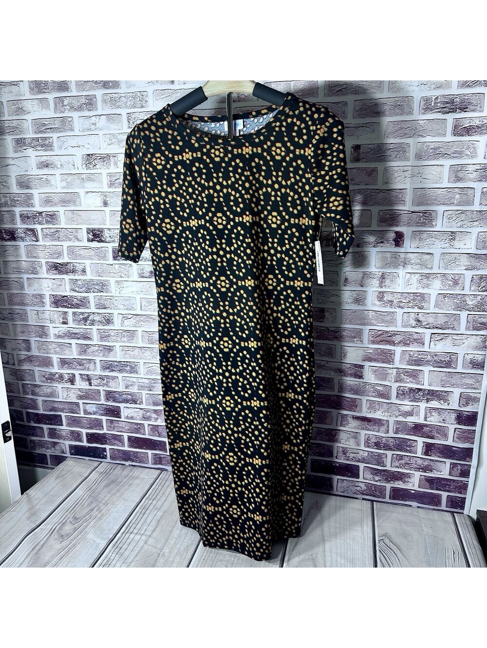 New LuLaRoe Julia Dress Size: S Small Black Geometric ~ Women’s Apparel